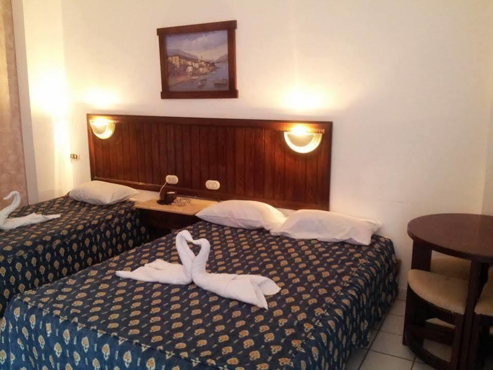 Hotel Heliopolis *