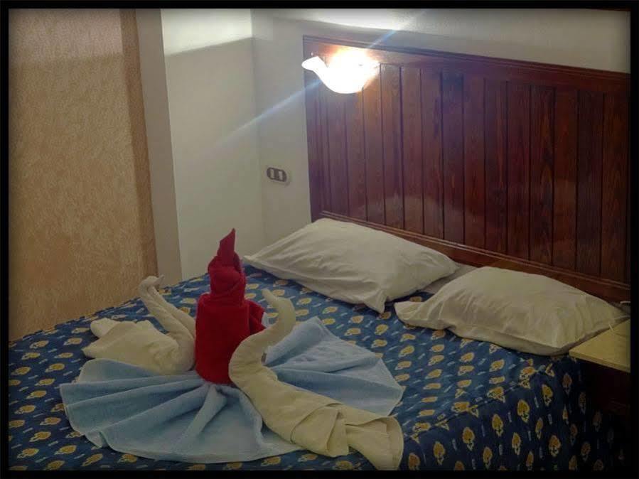 Heliopolis Hotel